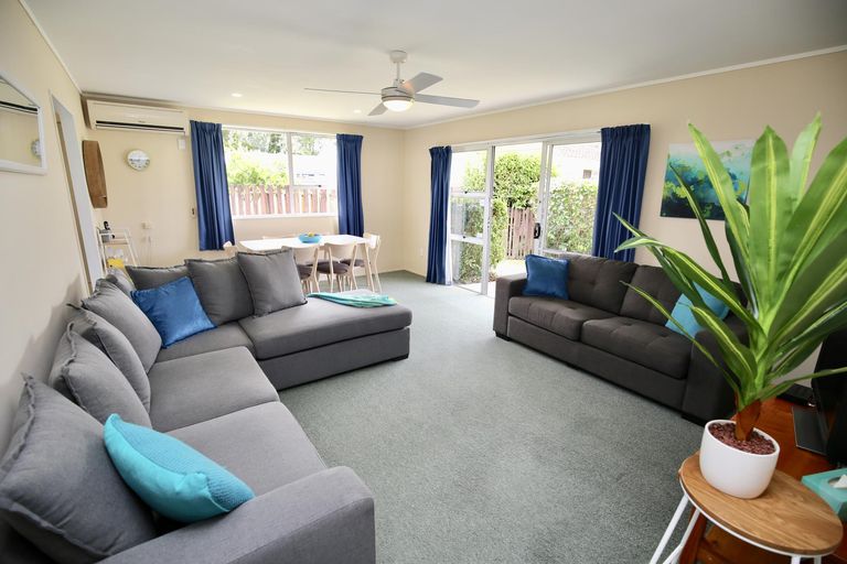 Photo of property in 15a Sandalwood Drive, Dinsdale, Hamilton, 3204