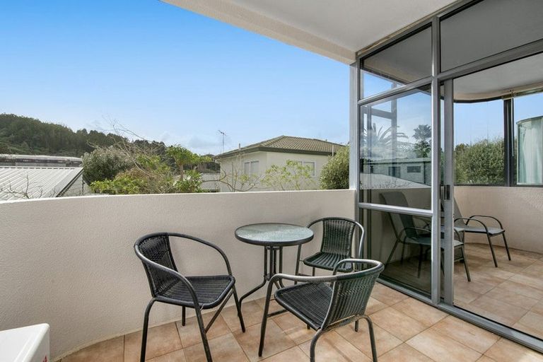 Photo of property in 7c Puriri Avenue, Orewa, 0931
