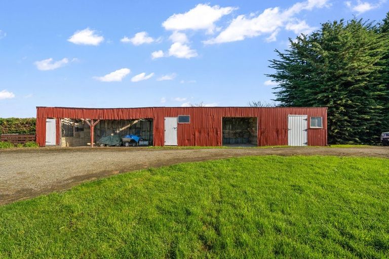 Photo of property in 49 Roslyn Road, Roslyn Bush, Invercargill, 9876