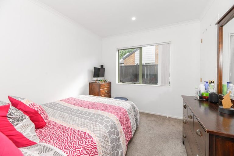 Photo of property in 162 Waitemata Drive, Ranui, Auckland, 0612