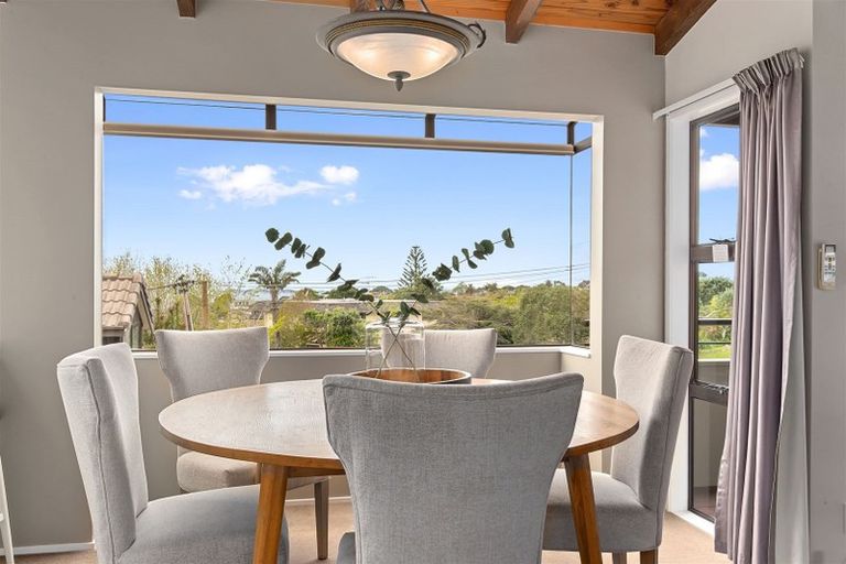 Photo of property in 1/25 Park Rise, Campbells Bay, Auckland, 0630