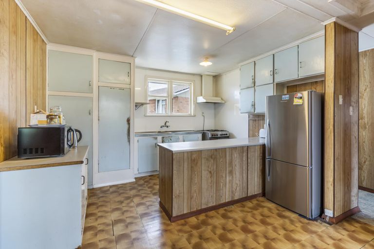 Photo of property in 41 Chingford Close, Mangere, Auckland, 2022