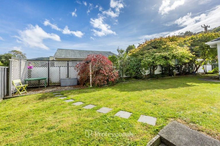 Photo of property in 56 Thomas Street, Stokes Valley, Lower Hutt, 5019