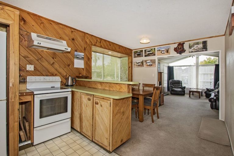 Photo of property in 16 Ranfurly Place, Te Kamo, Whangarei, 0112