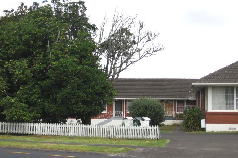 Photo of property in 2112/110 East Coast Road, Forrest Hill, Auckland, 0620