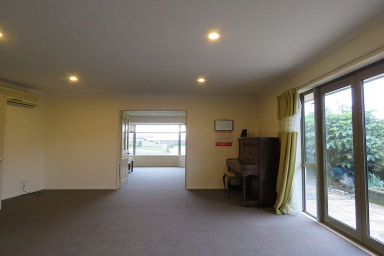 Photo of property in 14 Edward Stafford Avenue, Halswell, Christchurch, 8025