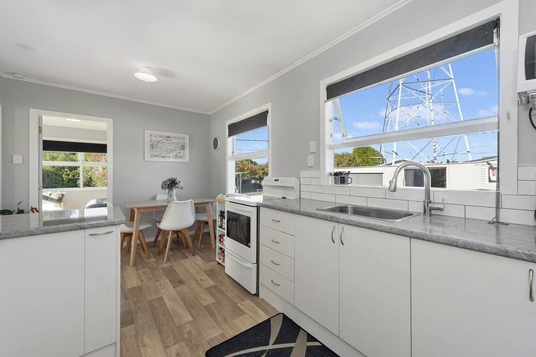 Photo of property in 1 Leeds Street, Silverdale, Hamilton, 3216