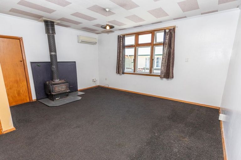 Photo of property in 20 Ashmore Avenue, Cobden, Greymouth, 7802