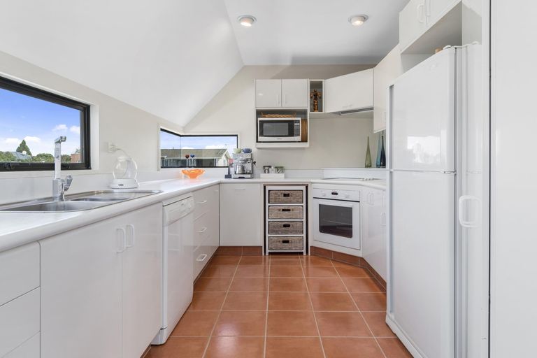 Photo of property in 9 Kulim Avenue, Otumoetai, Tauranga, 3110