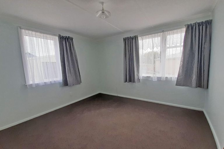 Photo of property in 8 Ash Street, Holmes Hill, Oamaru, 9401