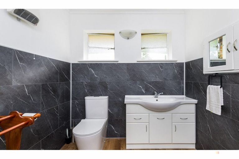 Photo of property in 2 Mill Road, Waimate, 7924