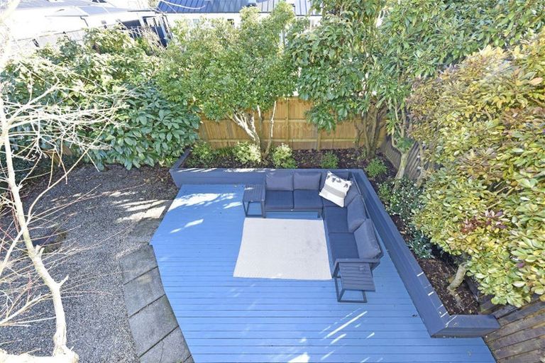 Photo of property in 1/143a Weston Road, St Albans, Christchurch, 8052