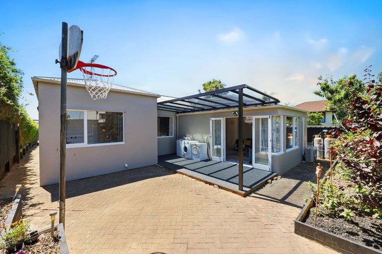 Photo of property in 2/135 Bucklands Beach Road, Bucklands Beach, Auckland, 2012