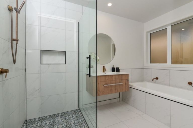 Photo of property in 3 Kukari Close, Flagstaff, Hamilton, 3210