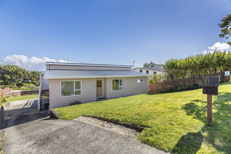 Photo of property in 146 Conclusion Street, Ascot Park, Porirua, 5024