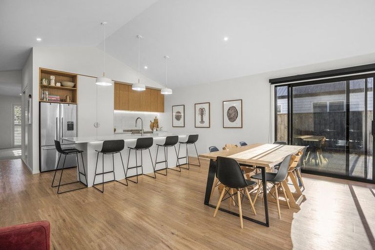 Photo of property in 30 Orchard Road, Greytown, 5712