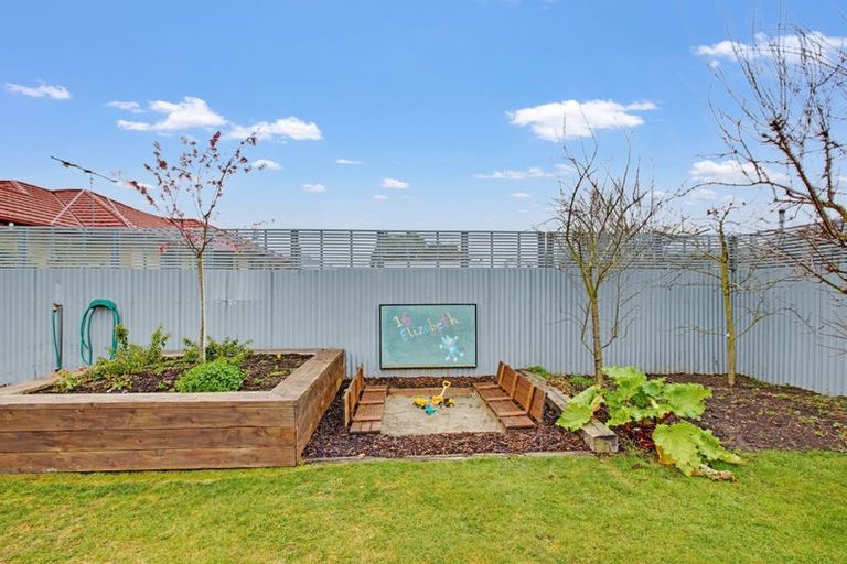 Photo of property in 16 Elizabeth Street, Gore, 9710