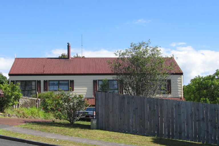 Photo of property in 1 Redwing Street, Browns Bay, Auckland, 0630