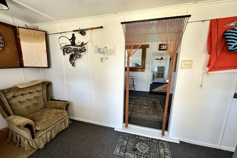 Photo of property in 12 Briscoe Street, Awakino, Mokau, 4376