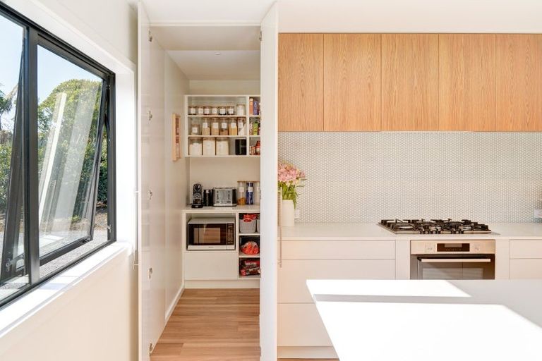 Photo of property in 30b Riddell Road, Kerikeri, 0230