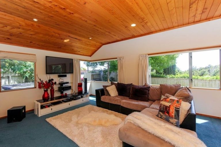 Photo of property in 83 Branch Road, Highlands Park, New Plymouth, 4312