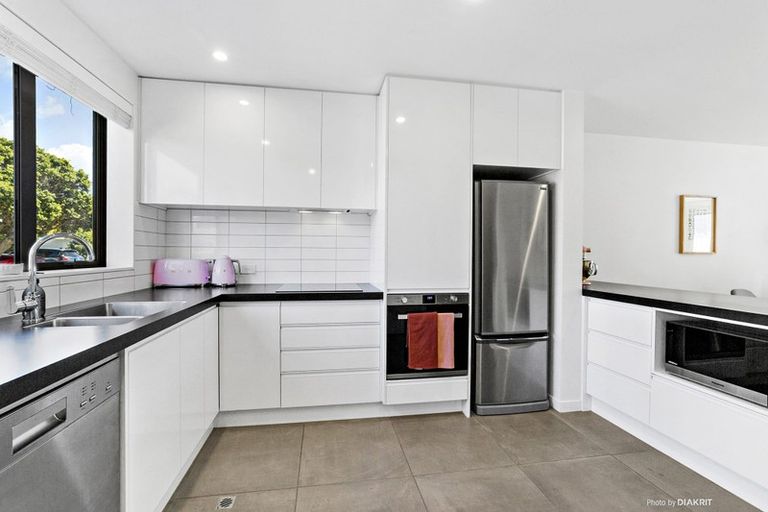 Photo of property in 7/2 Stone Street, Miramar, Wellington, 6022