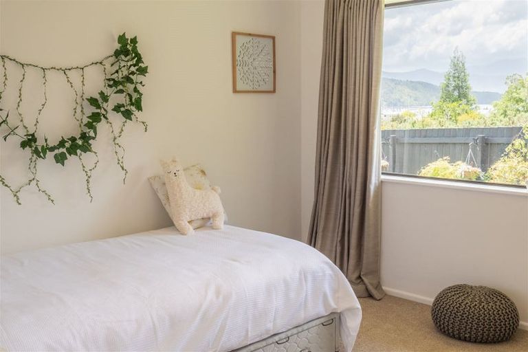 Photo of property in 108 Moana View Road, Waikawa, Picton, 7220