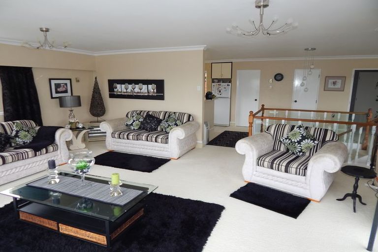 Photo of property in 21 Puketiro Place, Paihia, 0200