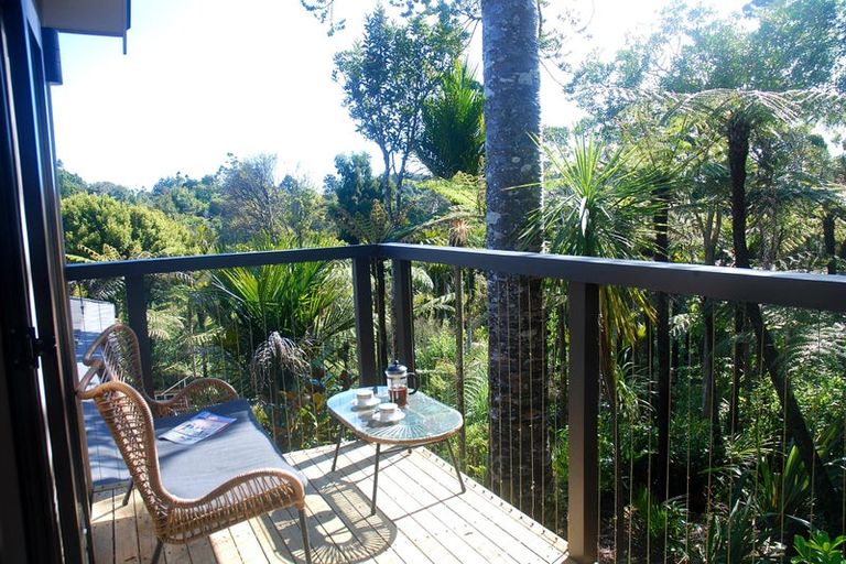 Photo of property in 45 Jonkers Road, Waitakere, Henderson, 0782