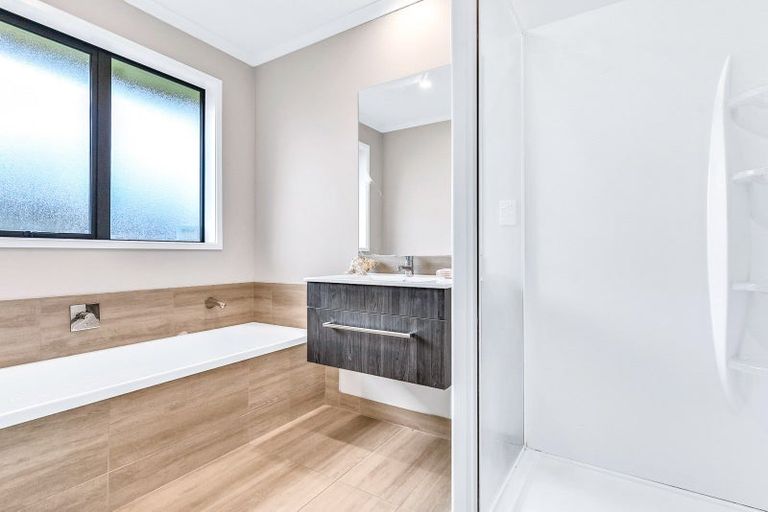 Photo of property in 7 Waikai Close, Ruakura, Hamilton, 3214