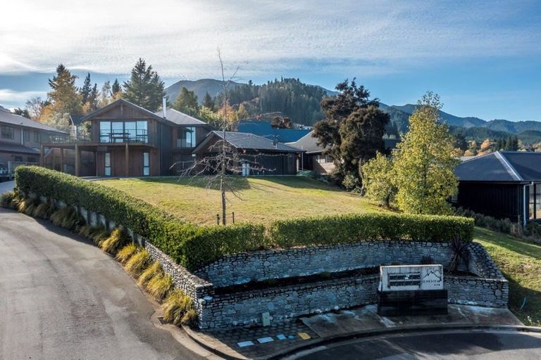 Photo of property in 8 Oakview Close, Hanmer Springs, 7334