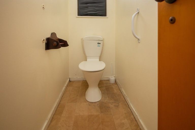 Photo of property in 42 Monckton Street, Feilding, 4702