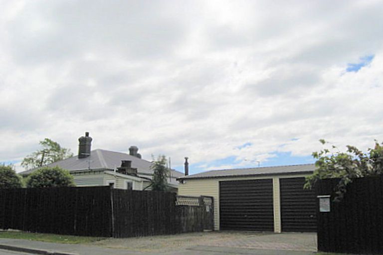 Photo of property in 2 Parsonage Road, Woodend, 7610