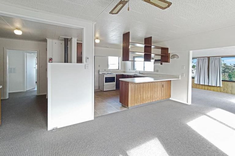 Photo of property in 32 Guys Hill Road, Hospital Hill, Napier, 4110