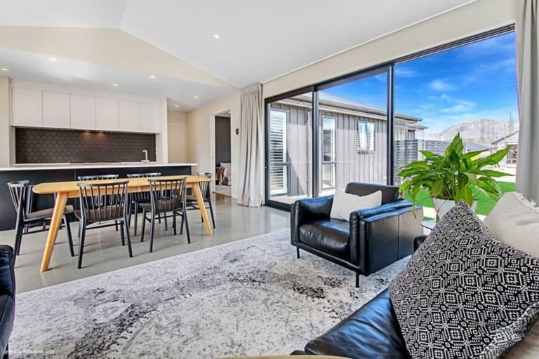 Photo of property in 6 Cumberland Road, Lower Shotover, Queenstown, 9304