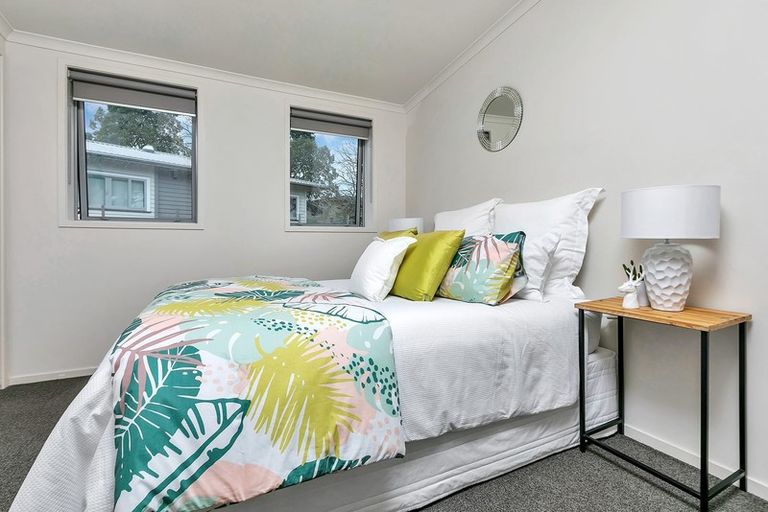 Photo of property in 16/13 Kaihu Street, Northcote, Auckland, 0627