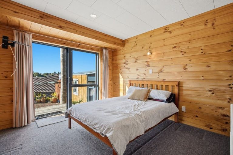 Photo of property in 27 Bateleur Close, Welcome Bay, Tauranga, 3112