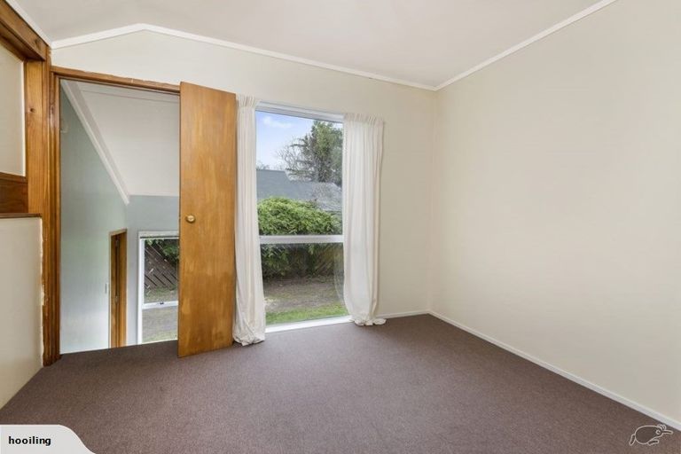 Photo of property in 6 Gloaming Place, Conifer Grove, Takanini, 2112