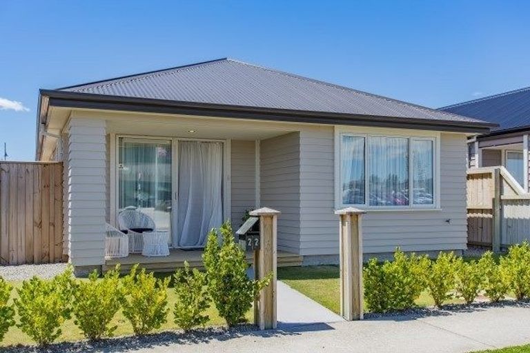 Photo of property in 22 Solander Road, Pegasus, 7612