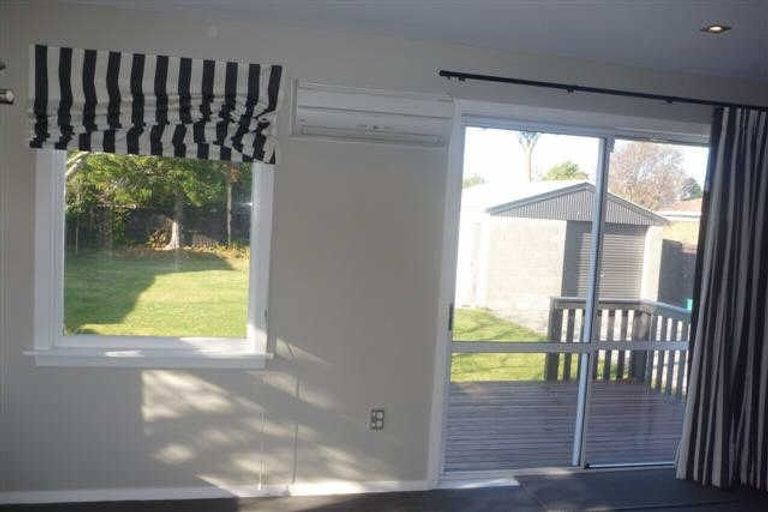 Photo of property in 24 Cutts Road, Russley, Christchurch, 8042