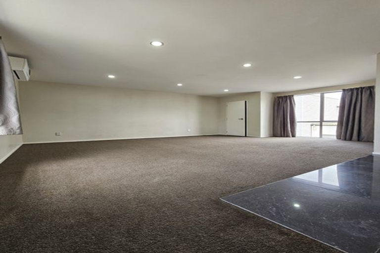 Photo of property in 24c Grande Vue Road, Papatoetoe, Auckland, 2025