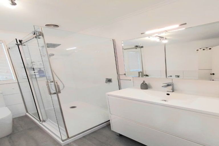 Photo of property in 179 Glengarry Road, Glen Eden, Auckland, 0602