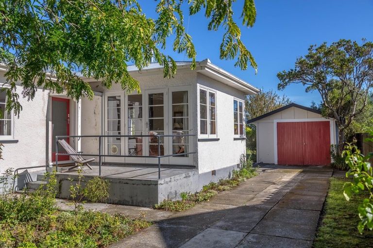 Photo of property in 14 Pownall Street, Masterton, 5810