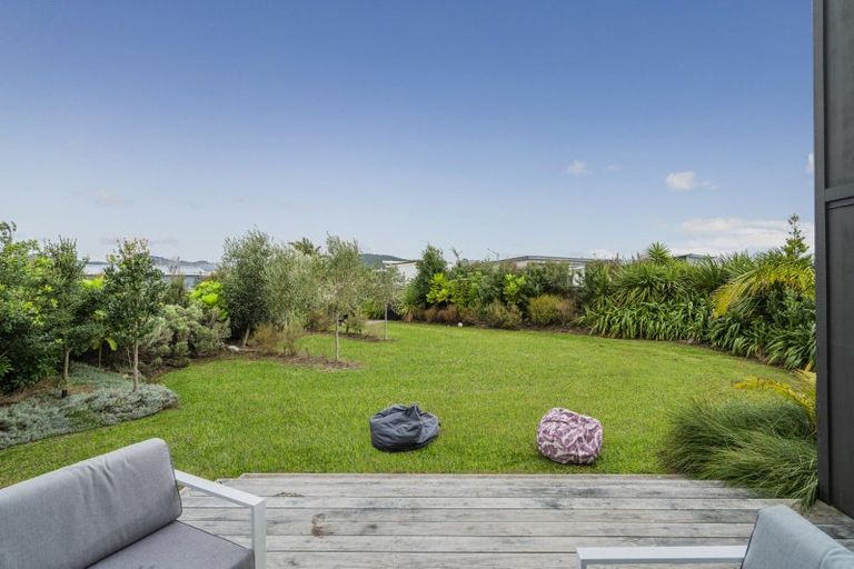 Photo of property in 129 Ngaio Drive, Matarangi, Whitianga, 3592