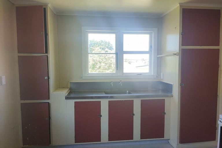 Photo of property in 616 Featherston Street, Roslyn, Palmerston North, 4414