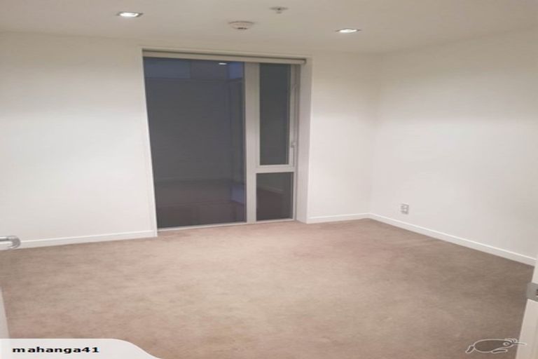 Photo of property in Piermont Apartments, 7d/82 Cable Street, Te Aro, Wellington, 6011
