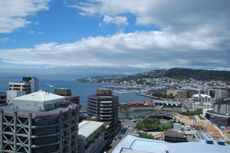 Photo of property in Chews Lane Apartments, 16e/9 Chews Lane, Wellington Central, Wellington, 6011