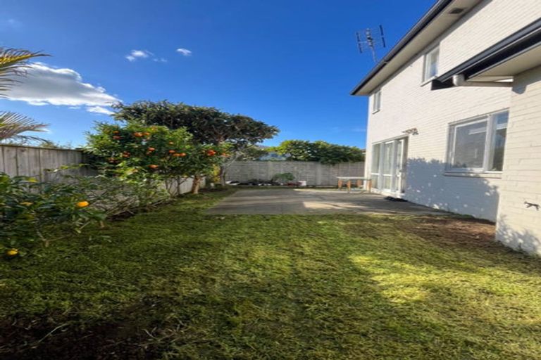 Photo of property in 1 Papango Street, Stonefields, Auckland, 1072