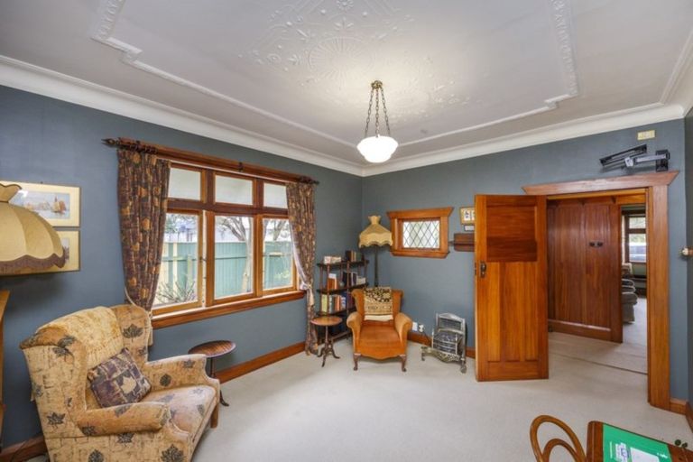 Photo of property in 10 Miro Street, Takaro, Palmerston North, 4410