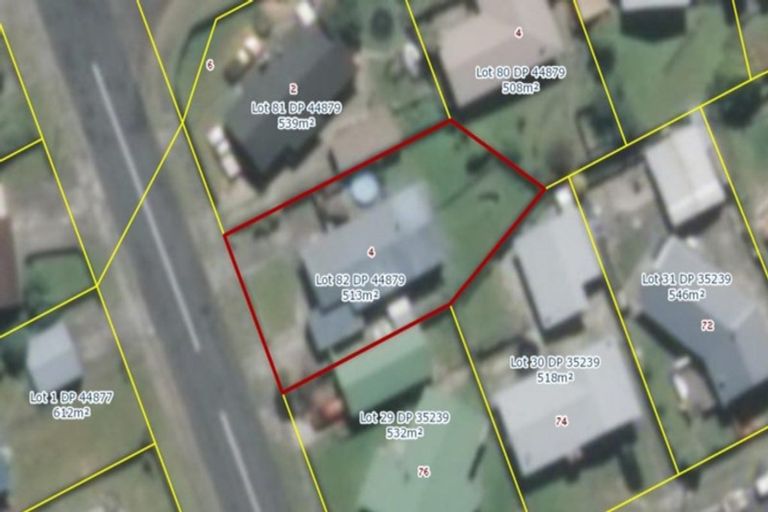 Photo of property in 4 Almora View, Ascot Park, Porirua, 5024